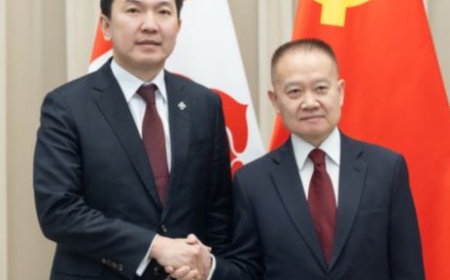 Монгол Ардын намын дарга Н.Учрал ХКН-ын Төв хорооны ГХГ-ын дарга Лю Хайшинтай уулзлаа