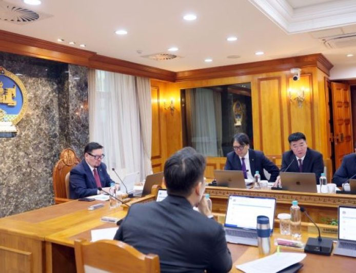 Засгийн газар хаврын чуулганы нээлтээс өмнө ээлжит бусаар хуралдана