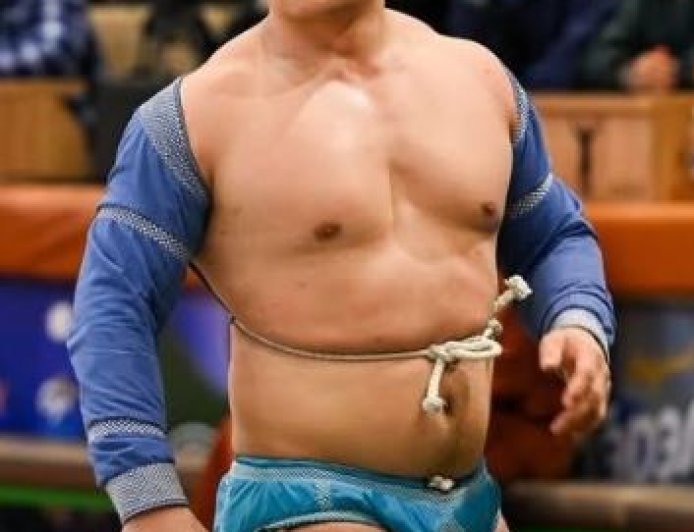 П.Сүхбат гардигийн нэрэмжит барилдаанд М.Баасанжав түрүүлэв